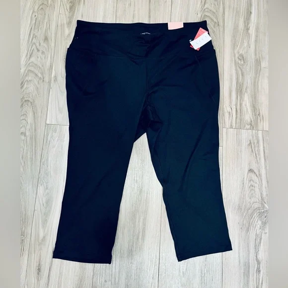 Lane Bryant Livi Activewear Set - Picture 5 of 9